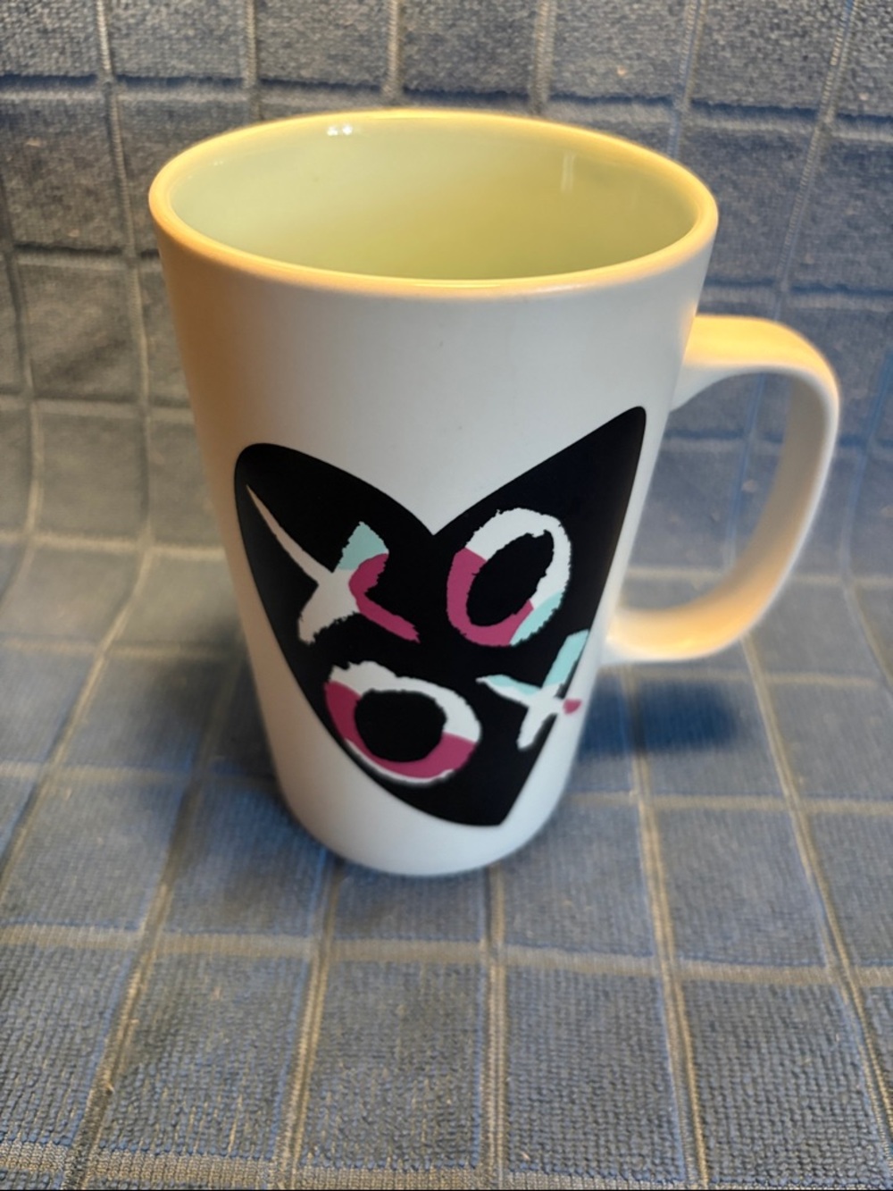 Starbucks 2015 Mug with Black Heart XOXO Graphic and Pastel Accents